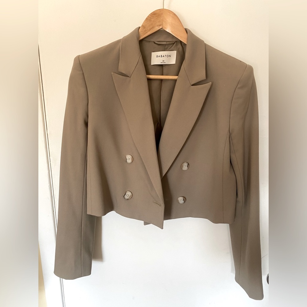 Cropped Wool Blazer